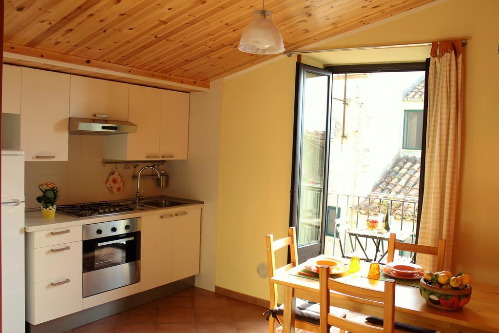 צ'פאלו Gaia Holidays Apartments מראה חיצוני תמונה
