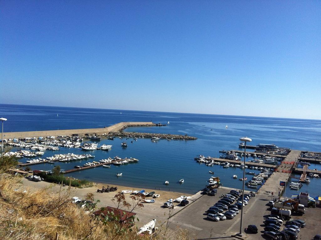 צ'פאלו Gaia Holidays Apartments מראה חיצוני תמונה